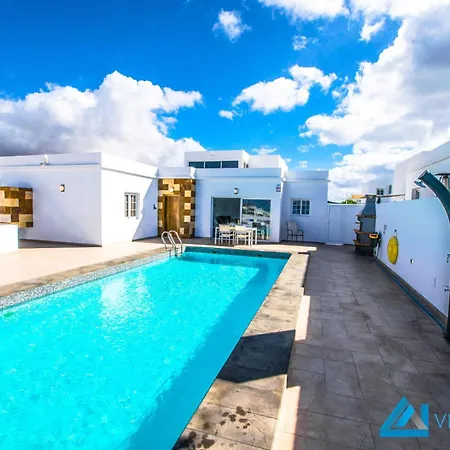 231 - Casa Bill By Now Ltd Villa Playa Blanca